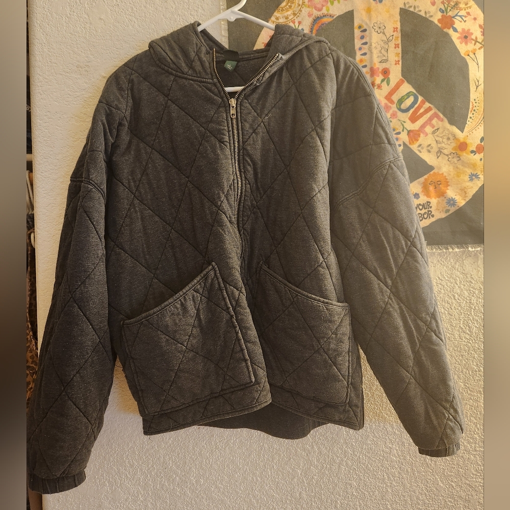 Quilted Wild Fable Gray Zip-Up Hoodie
